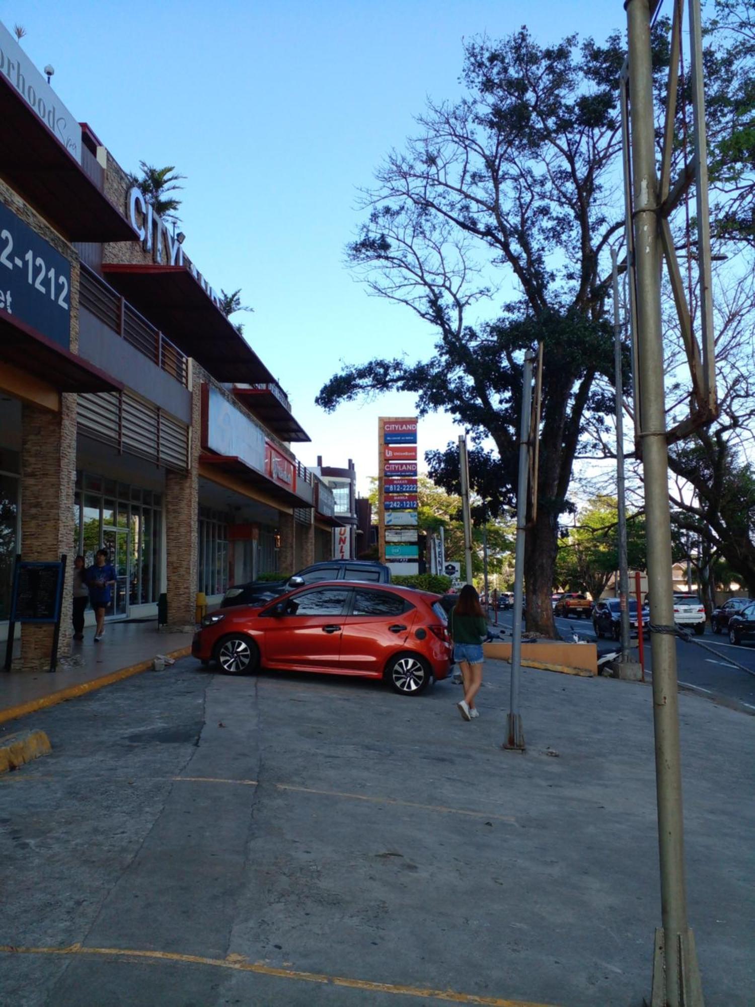 タガイタイCityland Tagaytay With Swimming Pool And Viewing Deckアパートメント エクステリア 写真